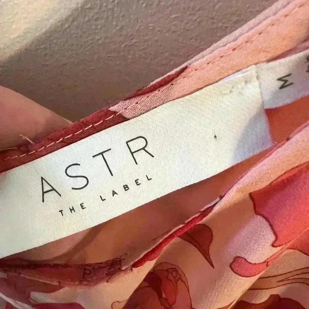 Astr Dress. Size M - Picture 3 of 4
